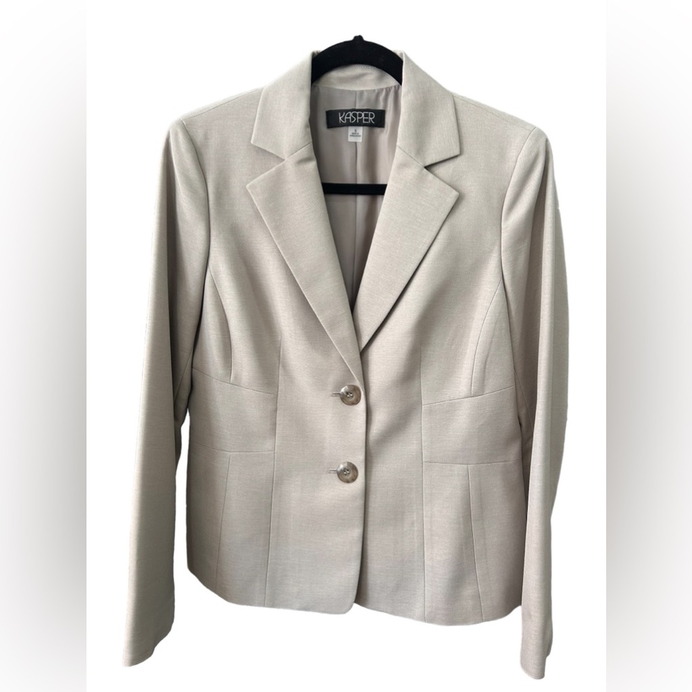 Kasper Size 8 Two-Button Suit Jacket in Summer Straw